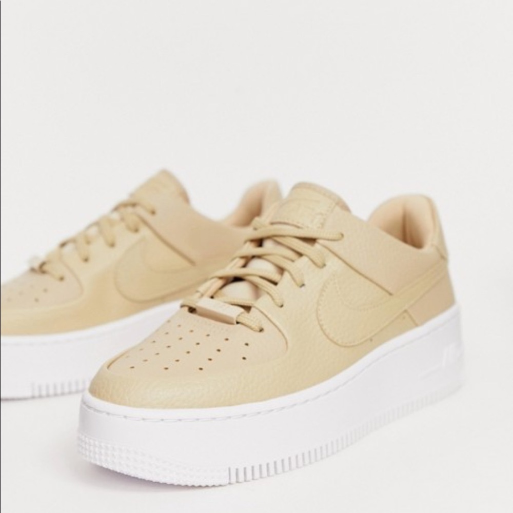Nike beige air force 1 sage low sneakers